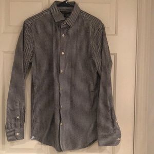 Very good condition-Dress Shirt with checkers and collar / Tailored sleeves